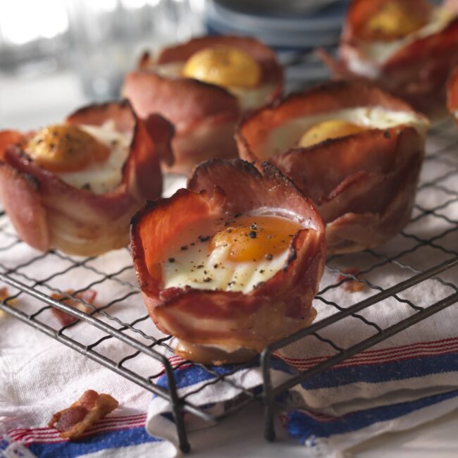 Cheesy Egg and Bacon Cups Recipe